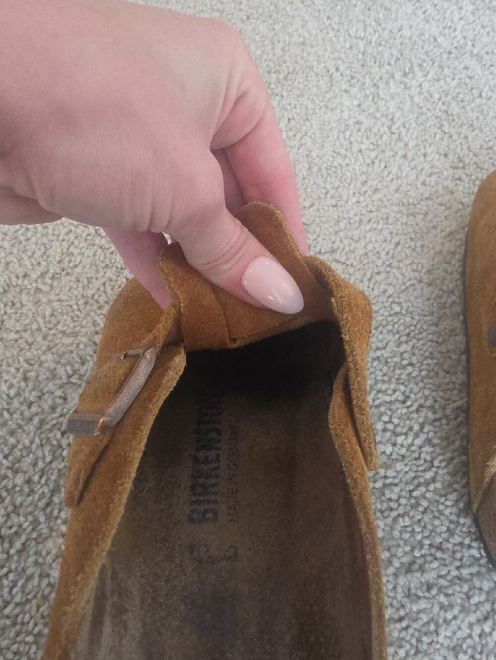 Birkenstock Suede Clogs in Tan - Picture 4 of 4
